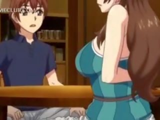 Anime beauty getting amjagaz öl at a romantic dinner