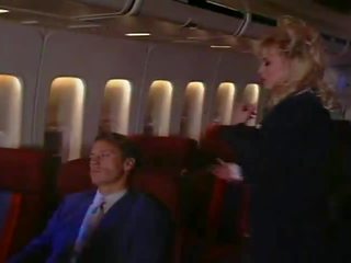 Kaitlyn ashley toppløs stewardesses