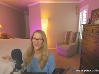 Milf camgirl jess ryan dà un honest membro valutazione jessryan&period;manyvids&period;com